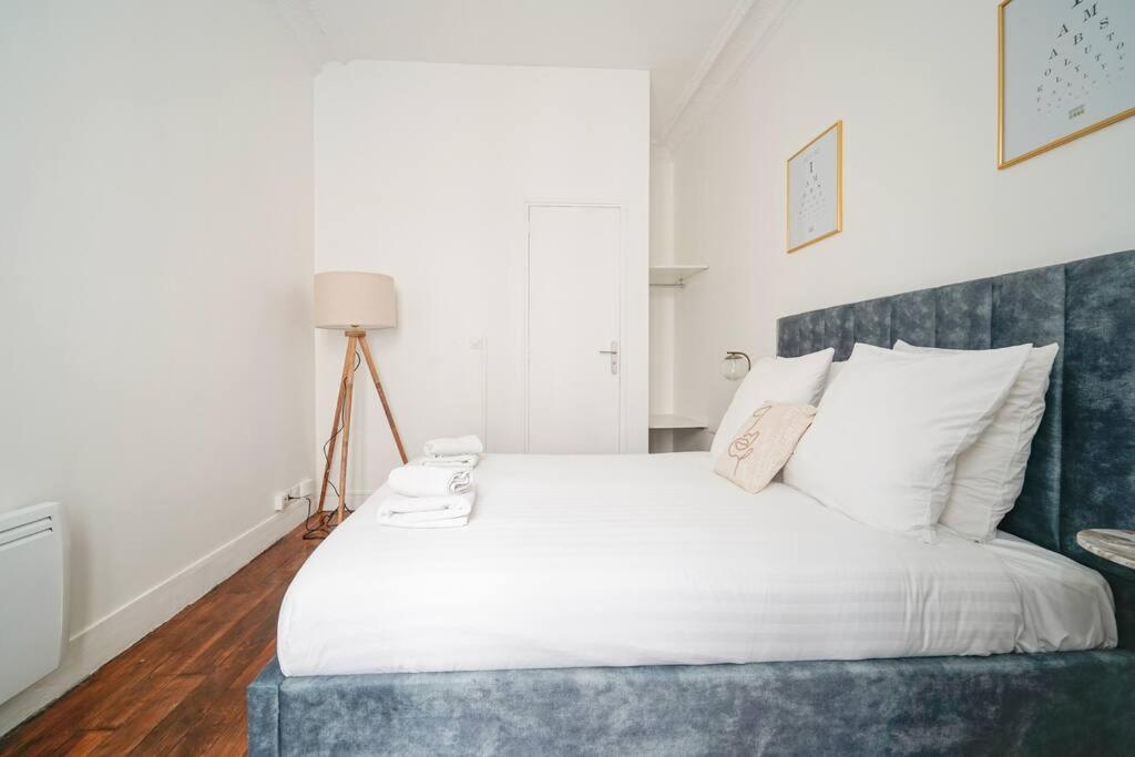 Appartamento Niepce - Blue Flat Next To Avenue Du Maine Parigi
